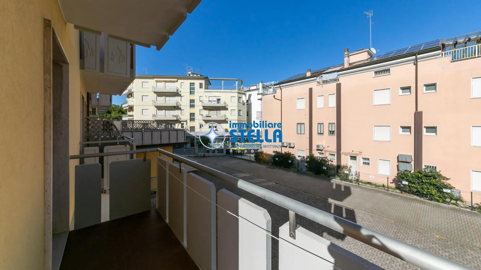 Condominio International リド・ディ・イエゾロ アパート
